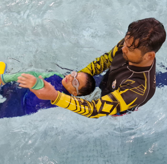 Benefits of Swimming Lessons for Kids in Malaysia