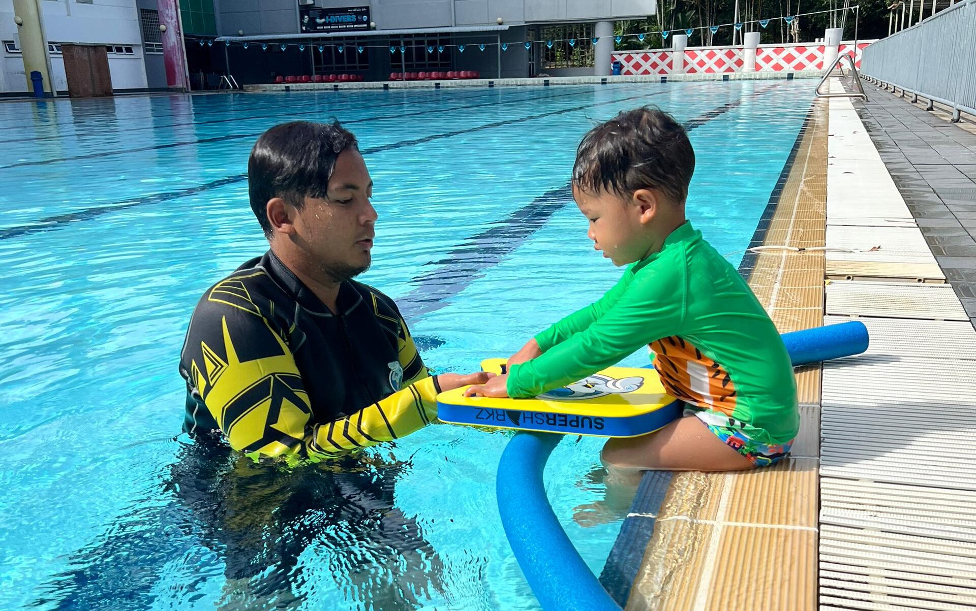 Why Swimming Is the Best Gift Parents Can Give Their Kids 1