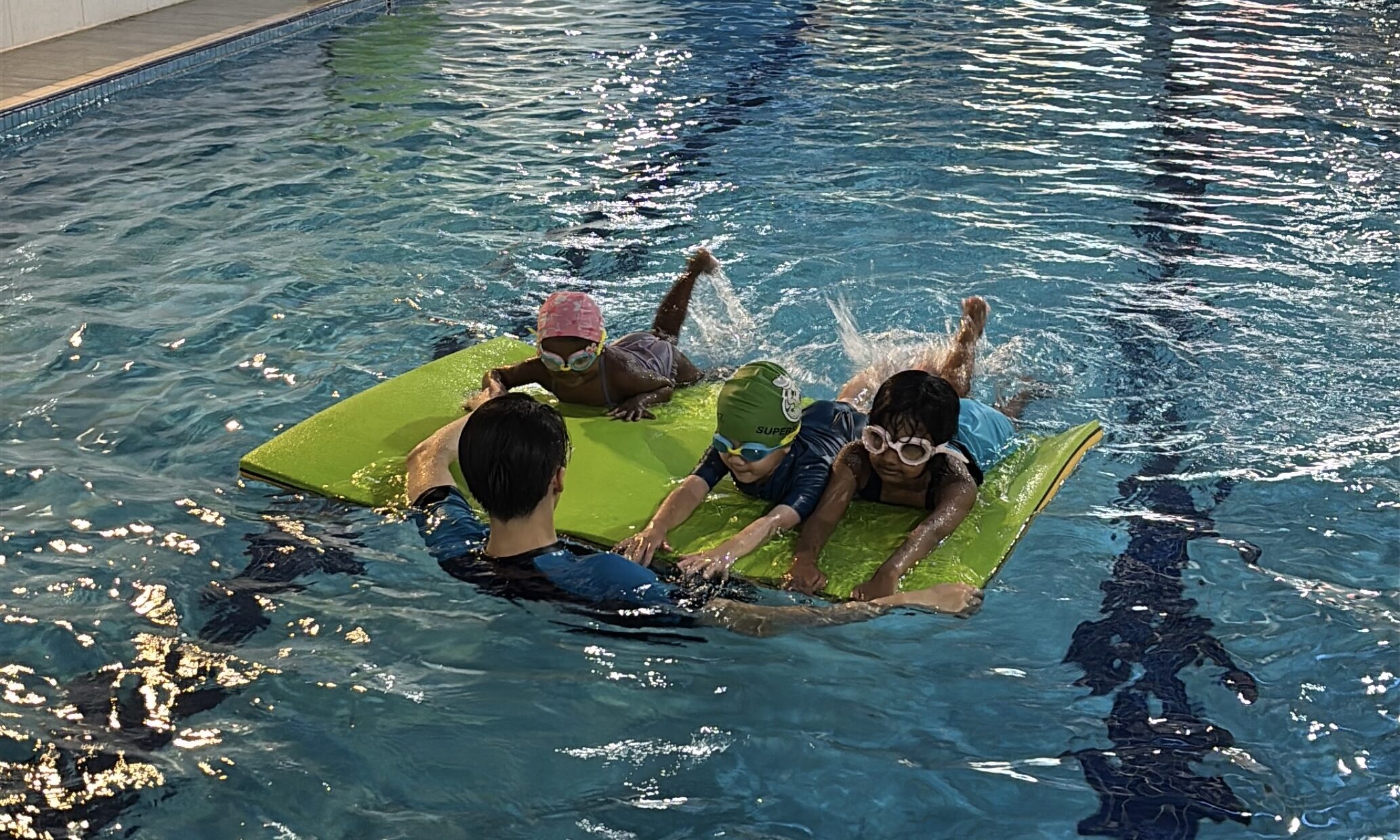 what age should kids start swimming lessons in Malaysia